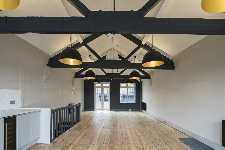 67 Farringdon Rd, London for sale - Interior Photo - Image 1 of 1