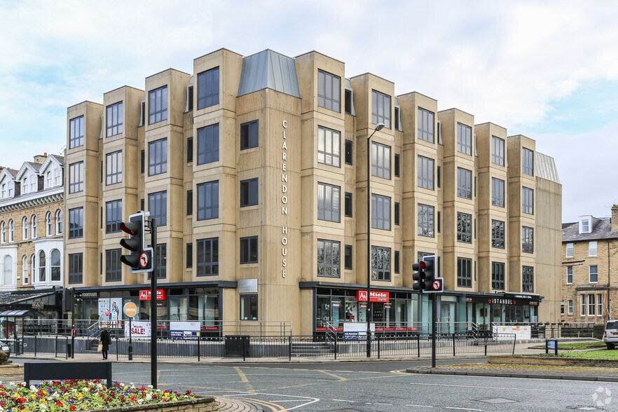 9 Victoria Av, Harrogate to rent - Primary Photo - Image 2 of 4