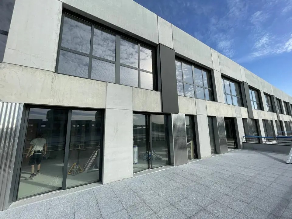Vente Bureaux 80 m² à 789 m² - Photo 1