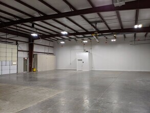 248 E Crogan St, Lawrenceville, GA for rent Building Photo- Image 2 of 9