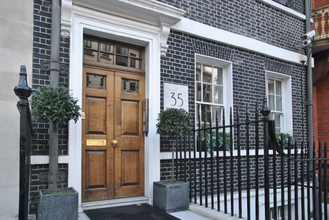 35 Berkeley Sq, London for rent Building Photo- Image 1 of 4