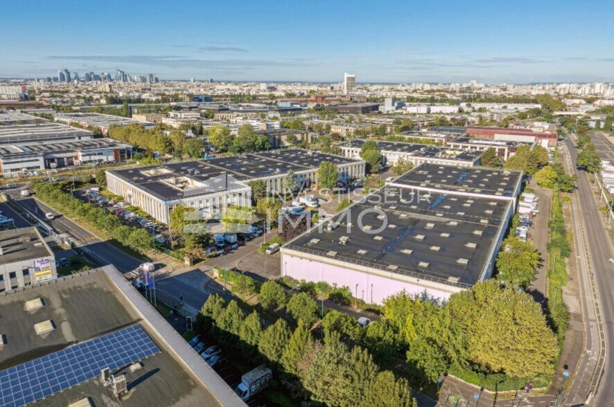 Light Industrial in Gennevilliers to rent - Aerial - Image 1 of 10