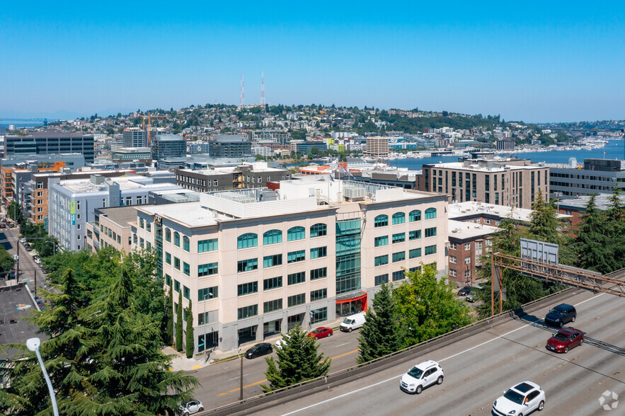 501 Eastlake Ave E, Seattle, WA for rent - Building Photo - Image 3 of 8