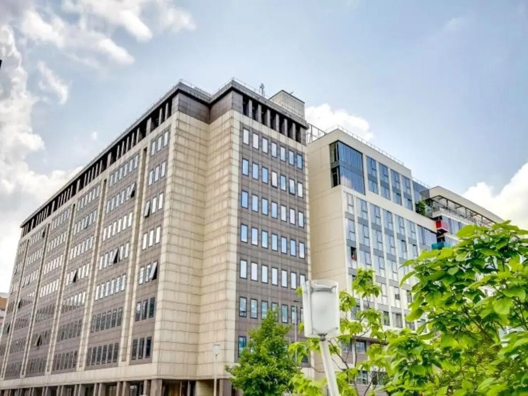 65 Rue Des Trois Fontanot, Nanterre to rent Building Photo- Image 1 of 6