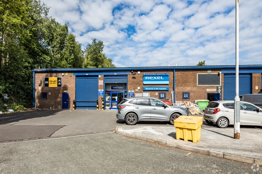 Appin Rd, Birkenhead to rent - Building Photo - Image 2 of 2