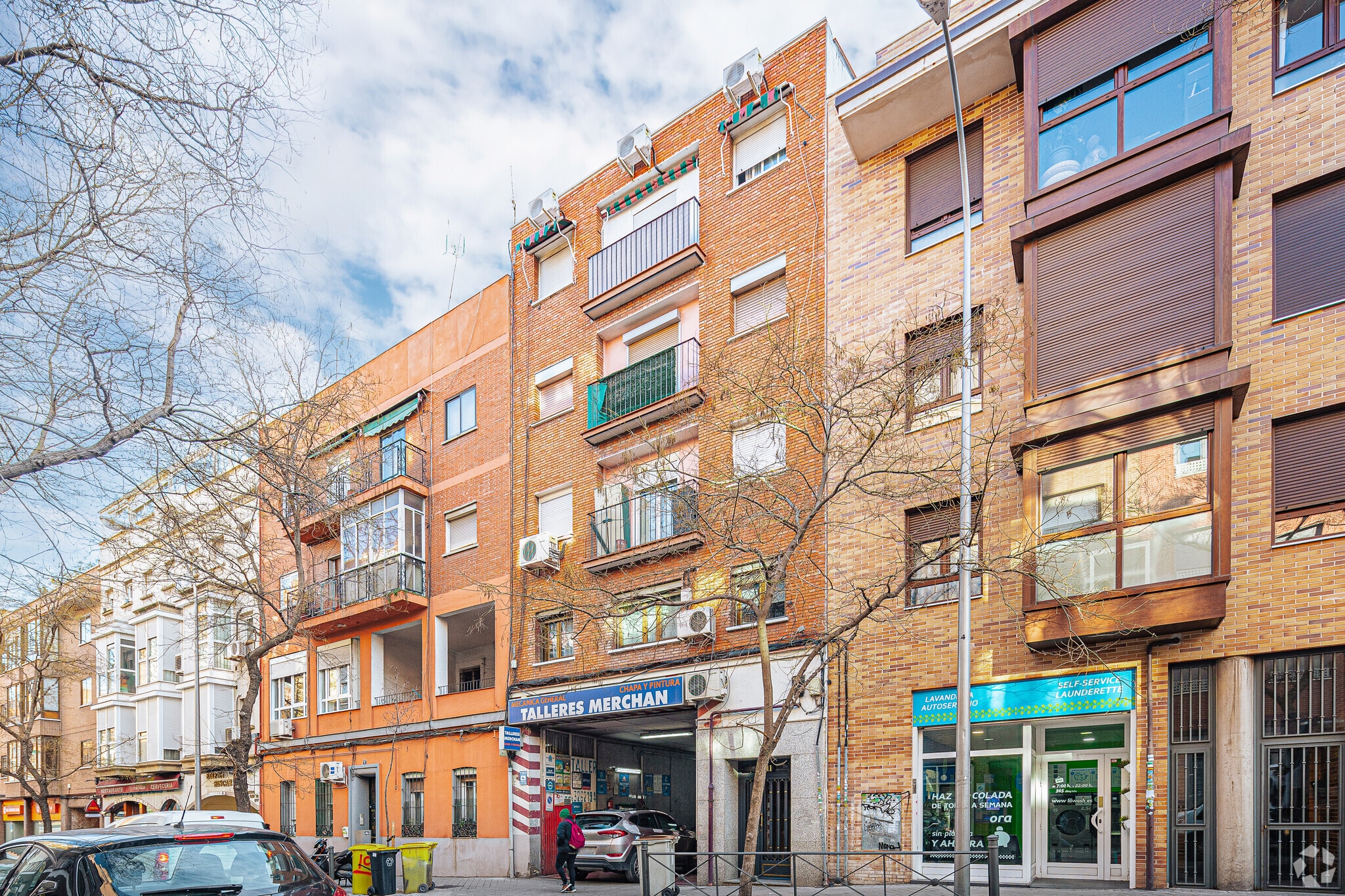 Retail in Madrid, Madrid to rent Building Photo- Image 1 of 2