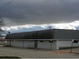 More details for 219 E Schwartz St, Salem, IL - Office for Rent