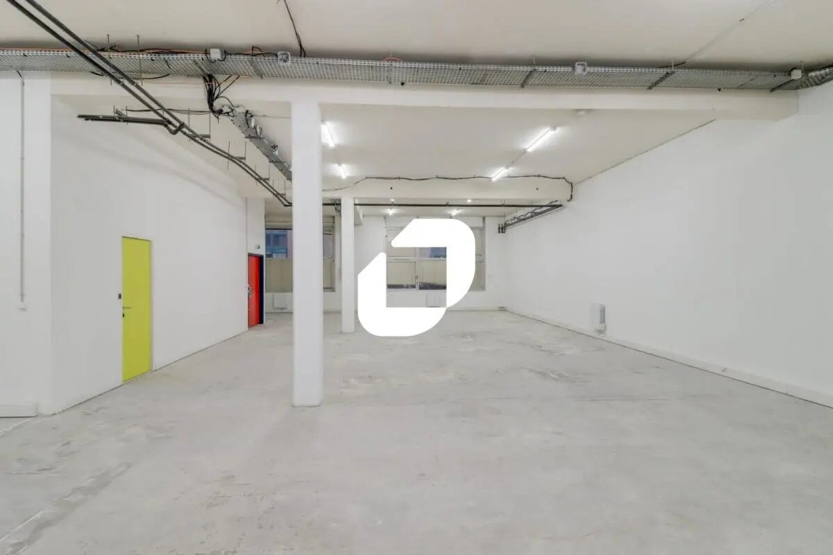 Light Industrial in Villiers-sur-Marne to rent Interior Photo- Image 1 of 11
