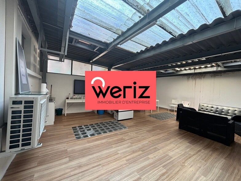 Office in Marseille to rent - Building Photo - Image 3 of 11