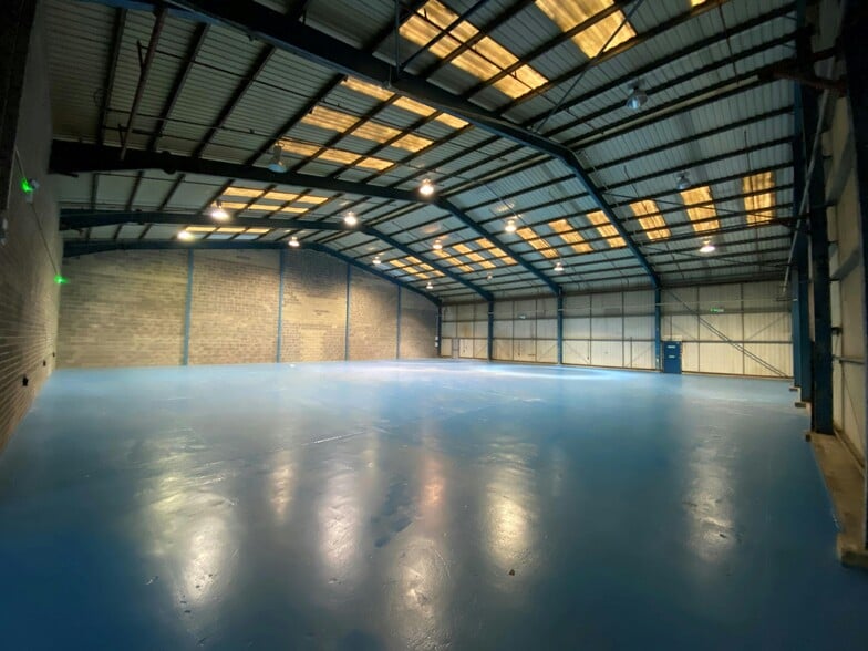 Armstrong Way, Yate to rent - Building Photo - Image 3 of 4