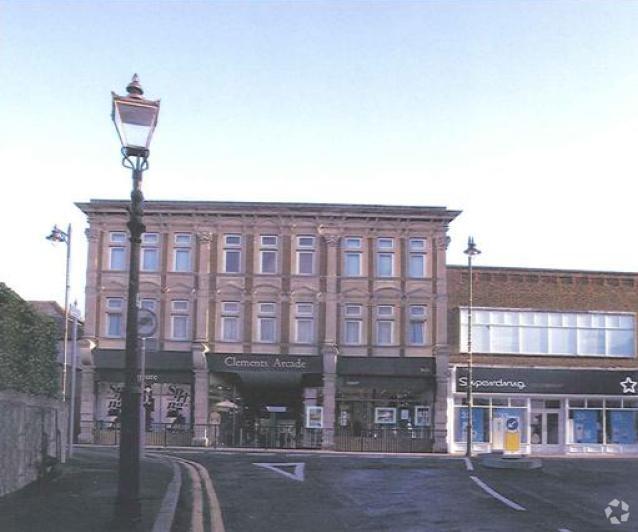The Broadway, Leigh On Sea for sale Primary Photo- Image 1 of 1
