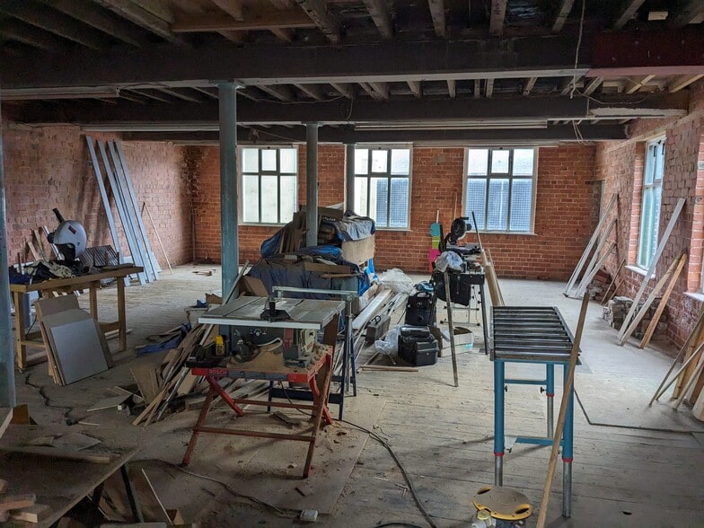 14-16 West Row, Stockton On Tees for sale - Interior Photo - Image 1 of 8