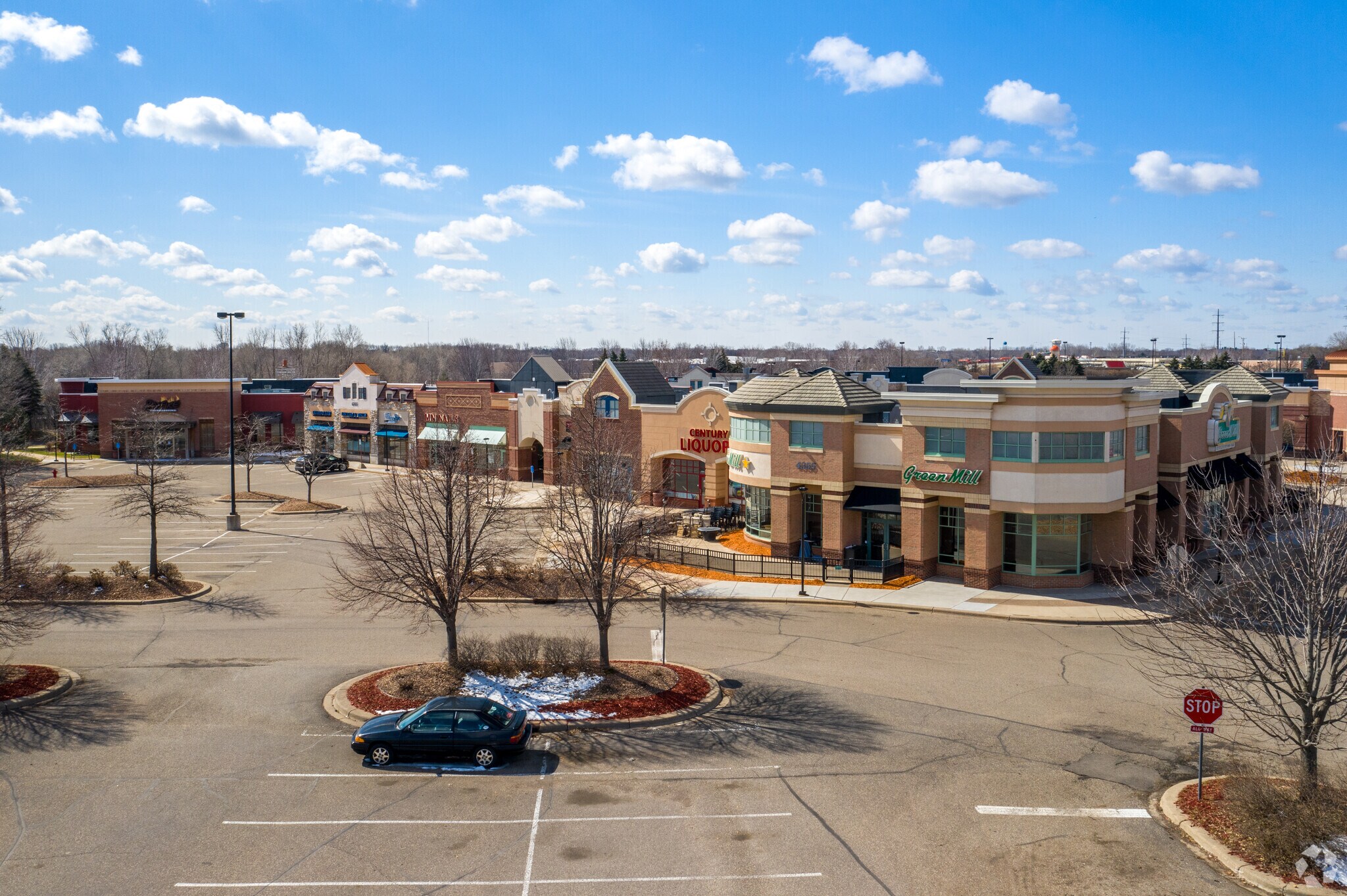 4365 NE Pheasant Ridge Dr, Blaine 55449 The Village of Blaine Main