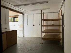 Abbey Rd, Kings Lynn to rent Interior Photo- Image 2 of 4