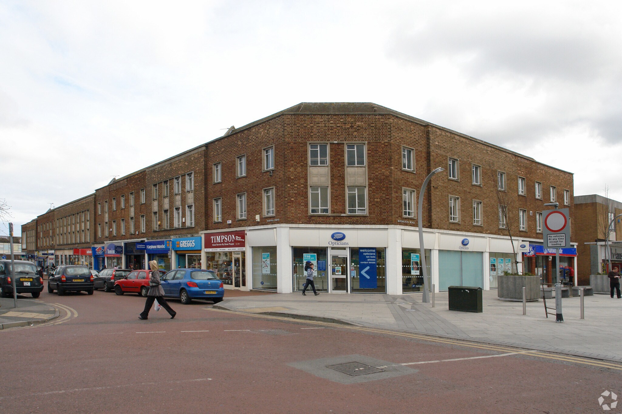 15-19 Marina Dr, Ellesmere Port for sale Primary Photo- Image 1 of 1