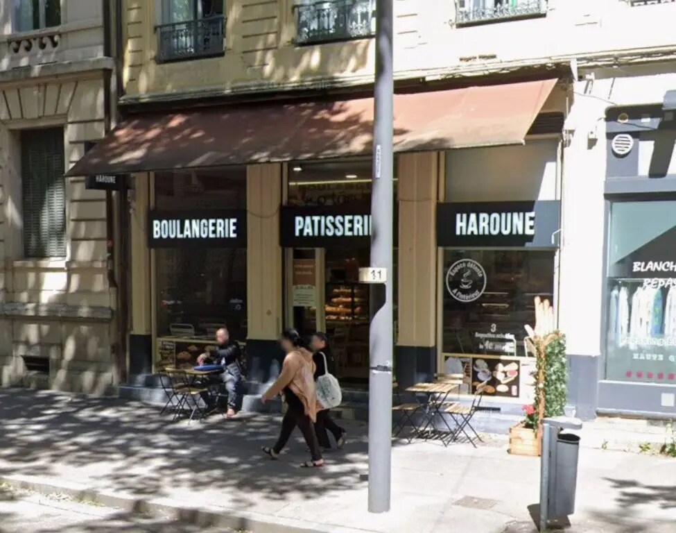 Retail in Lyon to rent Building Photo- Image 1 of 5
