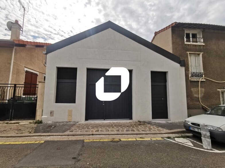 Office in Malakoff for sale - Building Photo - Image 2 of 22