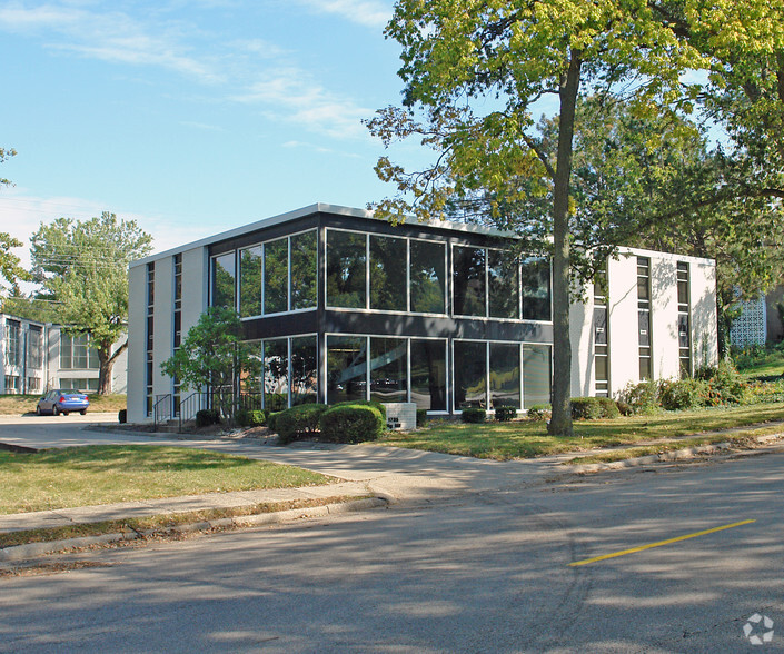 1735 Big Hill Rd, Kettering, OH for sale - Primary Photo - Image 1 of 1