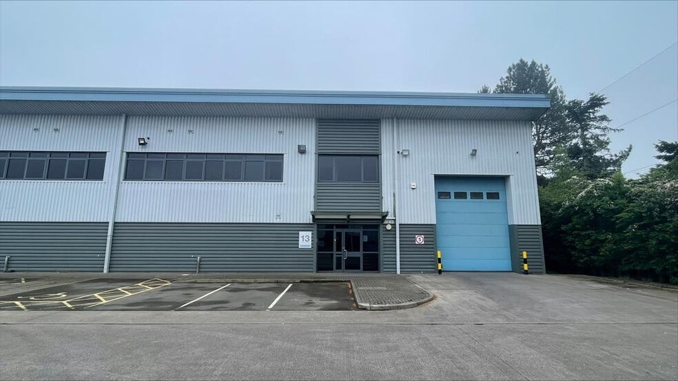 Walter Nash Rd, Kidderminster to rent - Building Photo - Image 3 of 22