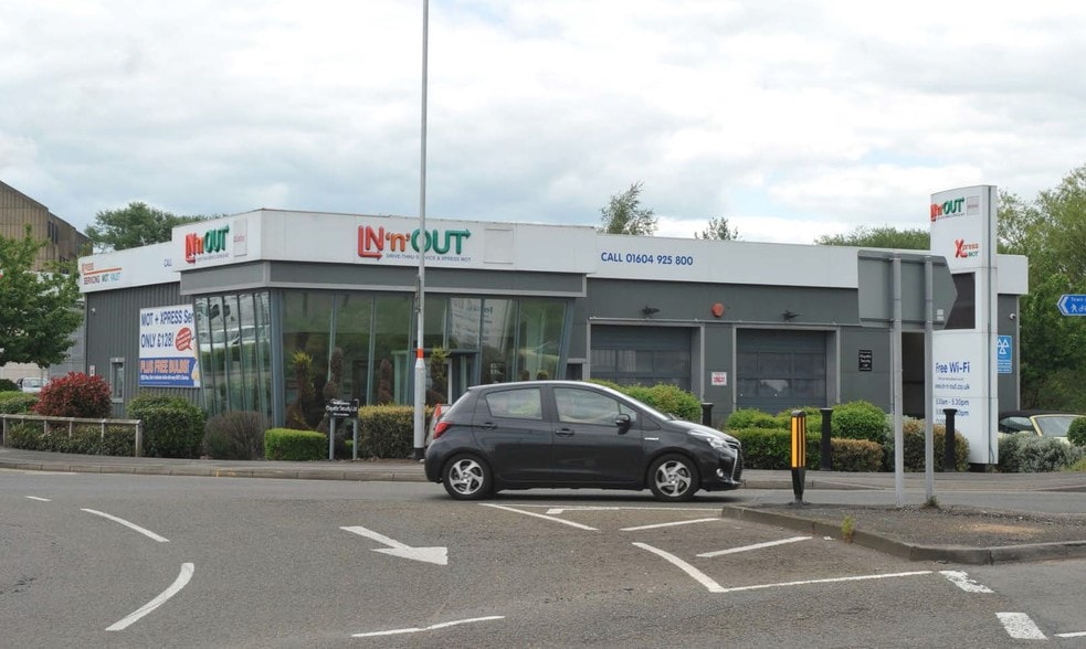 Towcester Rd, Northampton for sale - Building Photo - Image 3 of 5