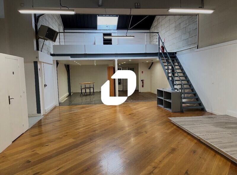 Light Industrial in Conflans-Sainte-Honorine to rent Interior Photo- Image 1 of 7