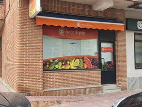 Retail in Ávila, Ávila to rent Interior Photo- Image 1 of 7