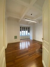 Office in Madrid, Madrid to rent Interior Photo- Image 2 of 6