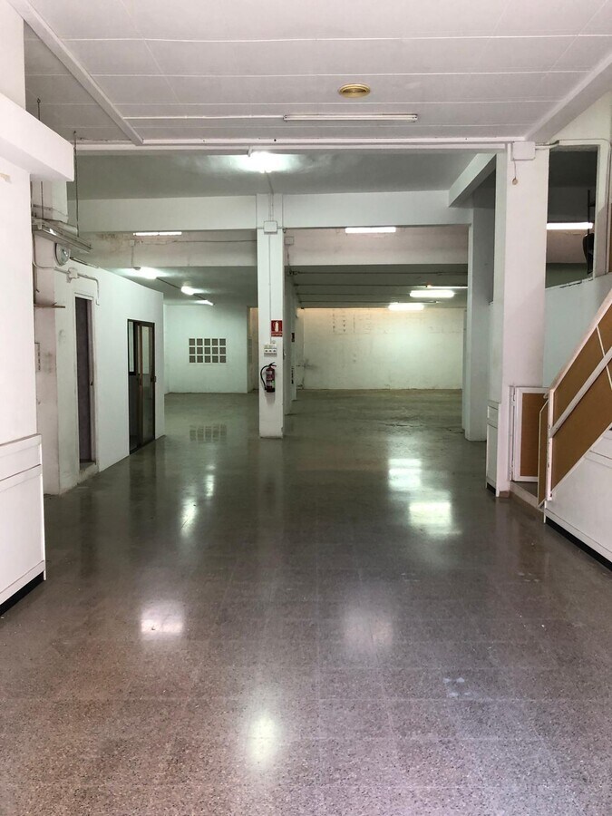 Viladecans, BAR 08840 - Unit 1 - - Interior Photo - Image 2 of 5