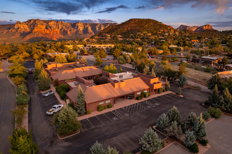 95 Soldiers Pass Rd, Sedona, AZ for rent - Building Photo - Image 1 of 14