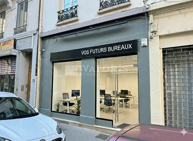 Retail in Lyon for sale - Building Photo - Image 1 of 7