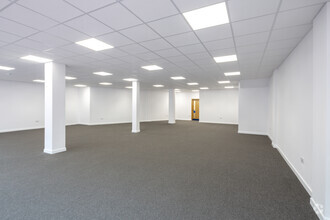 Market Hall St, Cannock for rent Interior Photo- Image 2 of 6