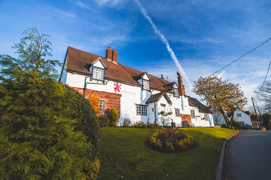 Smithy Ln, Stafford for sale - Primary Photo - Image 1 of 5