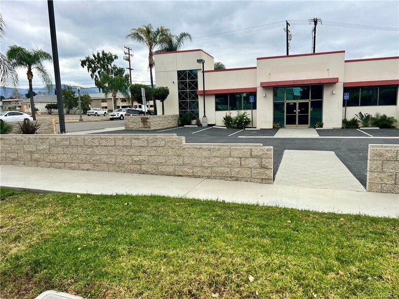 175 E 9th St, Corona, CA for rent - Building Photo - Image 1 of 19