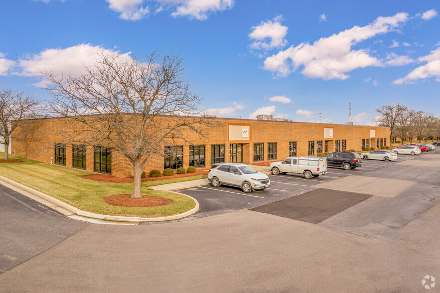 10148-10188 International Blvd, West Chester, OH for rent - Building Photo - Image 1 of 4