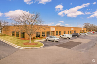 10148-10188 International Blvd, West Chester, OH for rent Building Photo- Image 1 of 5