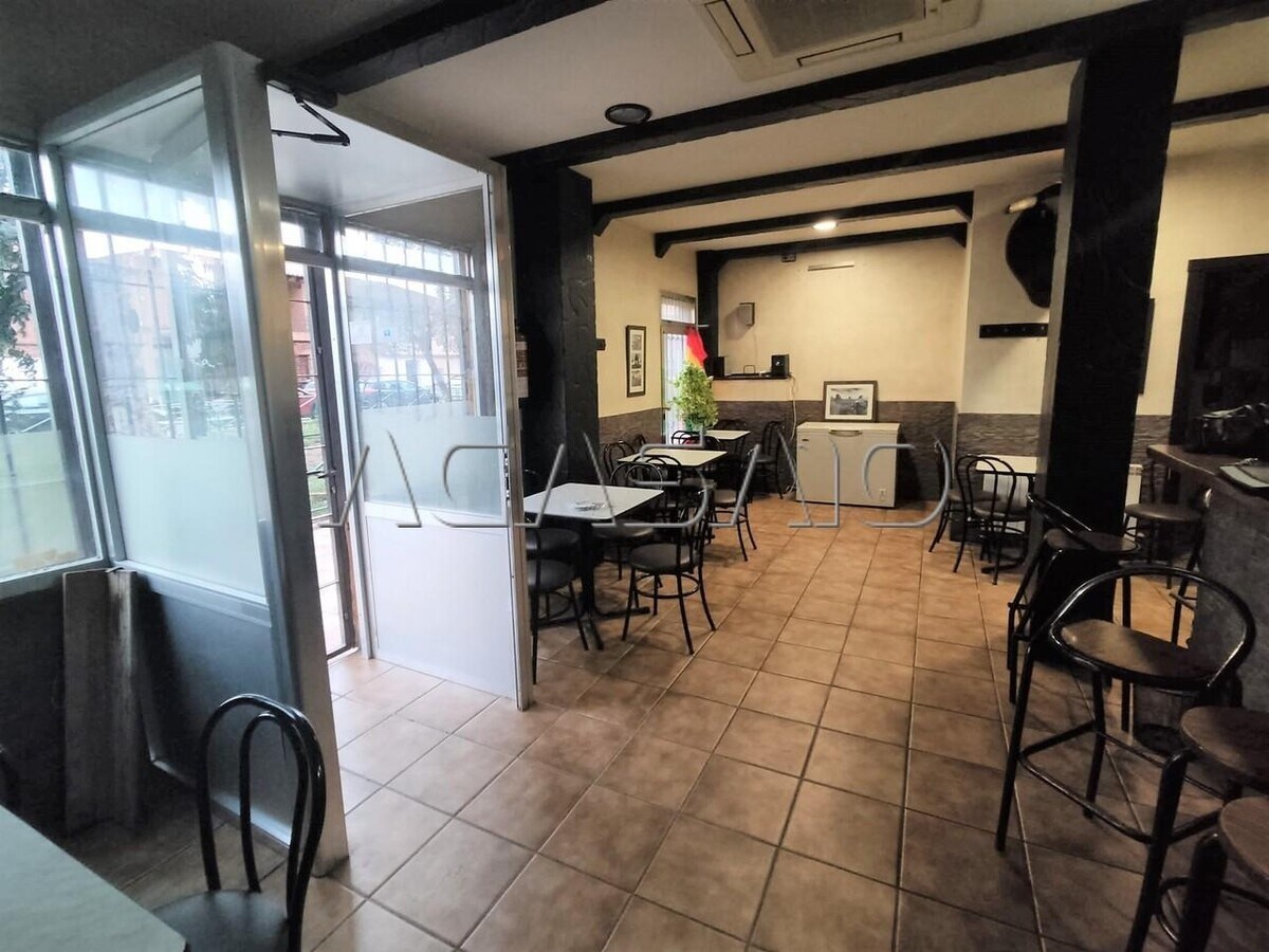 Illescas, TOL 45200 - - - Interior Photo - Image 1 of 8