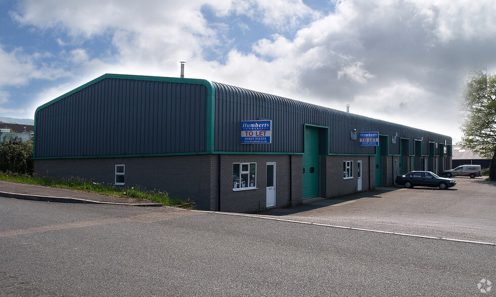 Durham Way, Honiton for sale - Primary Photo - Image 1 of 1