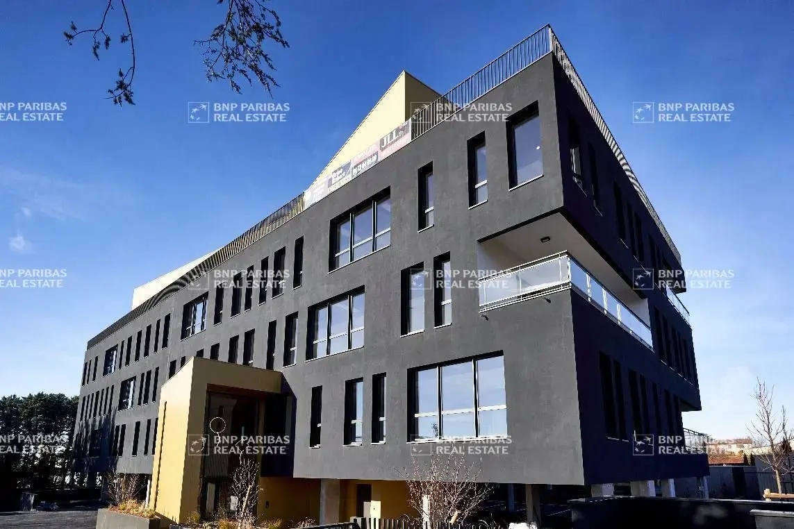 Office in Dardilly to rent Building Photo- Image 1 of 38