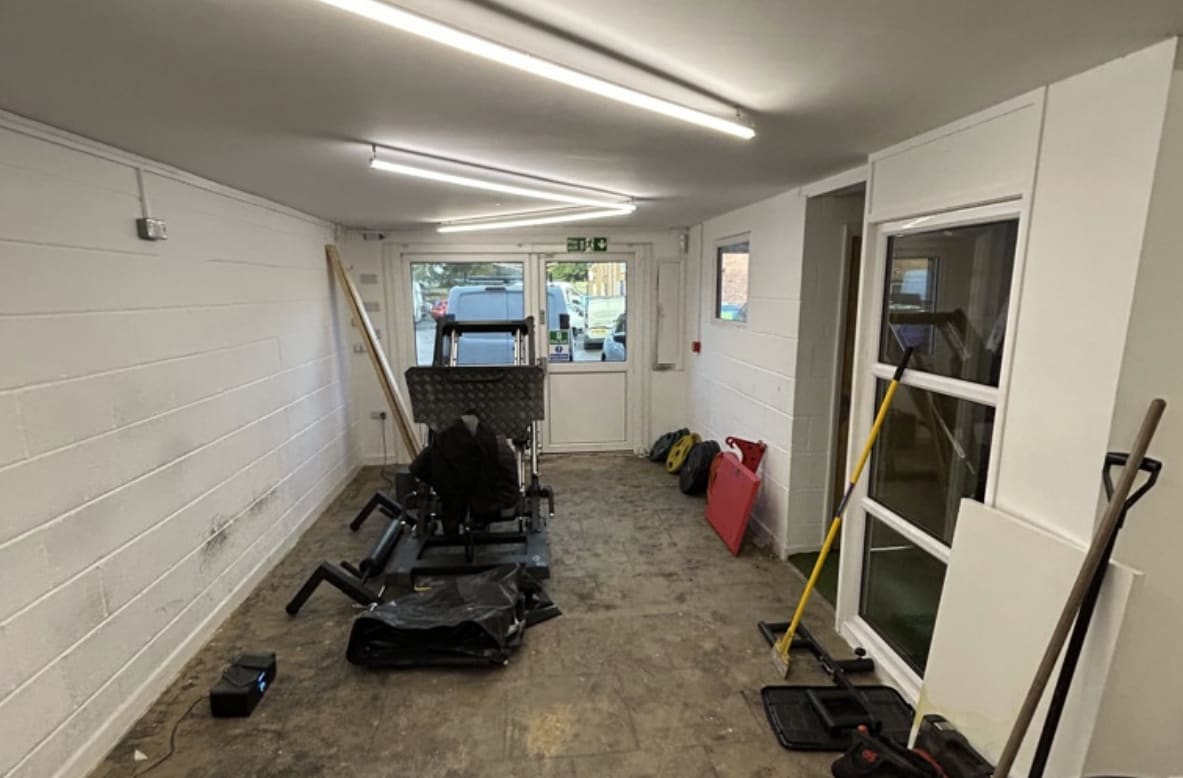 Froanes Clos, Enderby to rent Interior Photo- Image 1 of 2