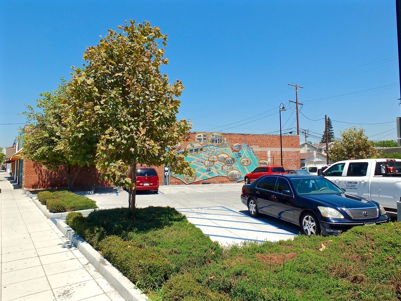 5418-5420 Long Beach Blvd, Long Beach, CA for sale - Building Photo - Image 1 of 1