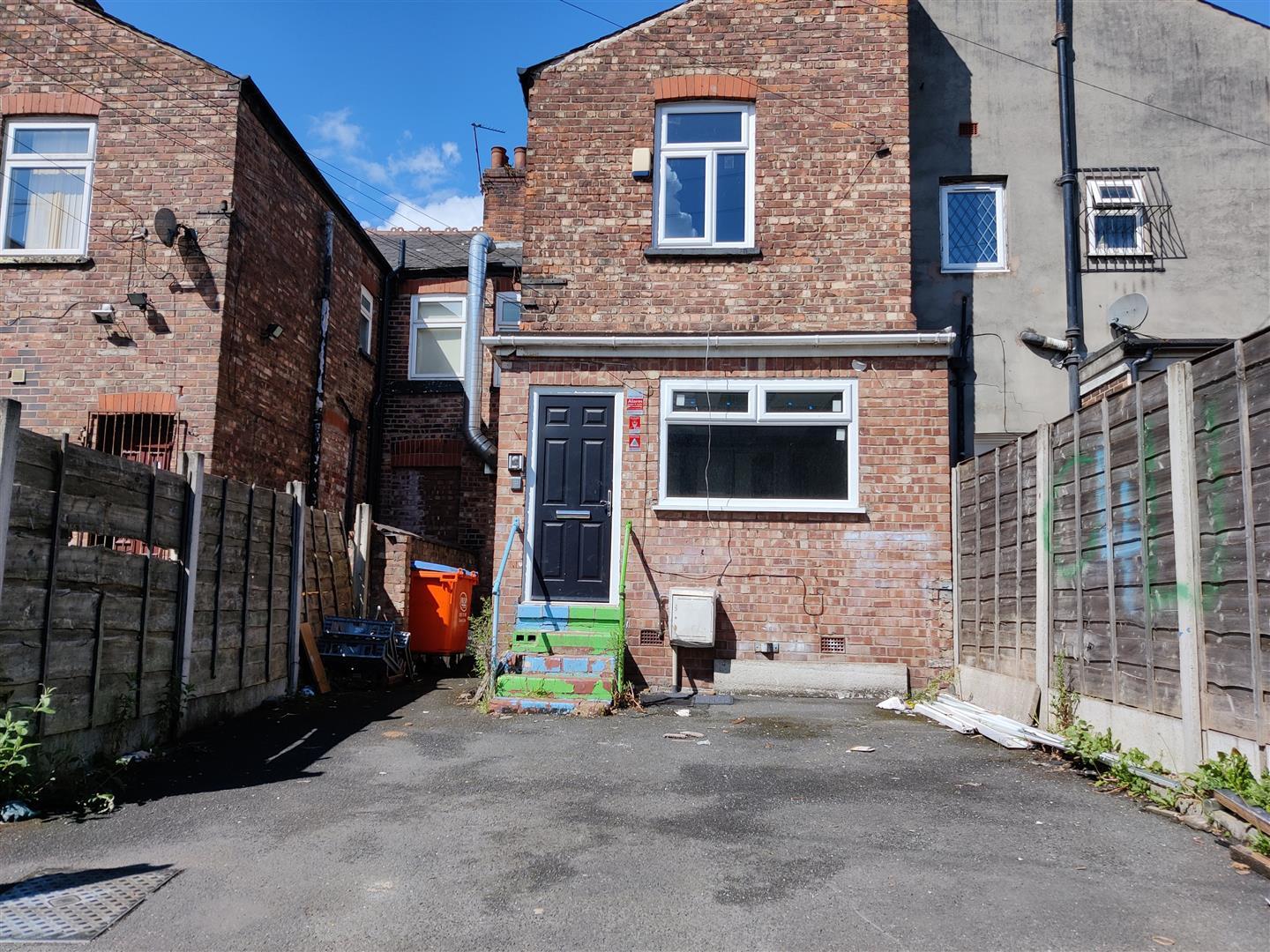 40-40A Bury New Rd, Manchester for sale Primary Photo- Image 1 of 1