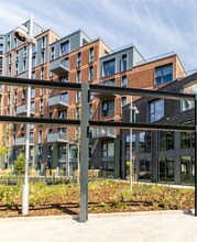 City Rd, Peterborough to rent Building Photo- Image 2 of 6