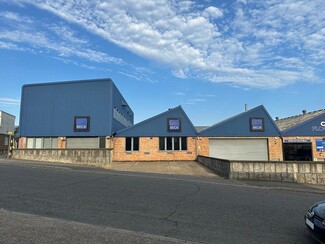 More details for 129-133 Roebuck Rd, Chessington - Industrial for Rent