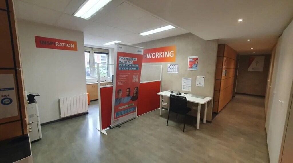 Vente Bureaux 105 m² - Photo 1