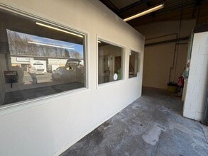 Jedburgh Ct, Gateshead to rent Interior Photo- Image 2 of 4