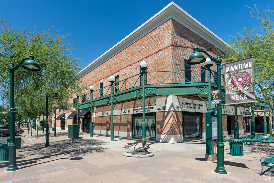 166 W Main St, Mesa, AZ for rent - Primary Photo - Image 1 of 15