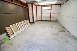 West Hoathly Rd, East Grinstead to rent Interior Photo- Image 1 of 1