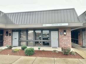 3000 Market St NE, Salem, OR for rent Building Photo- Image 1 of 6