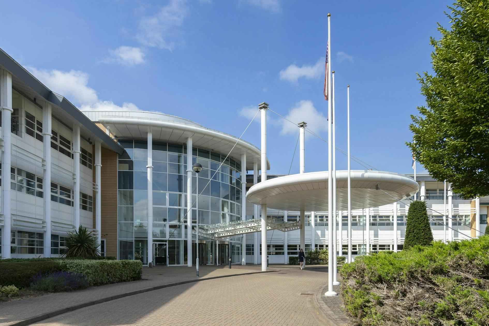 A1 Old Ively Rd, Farnborough to rent Building Photo- Image 1 of 8