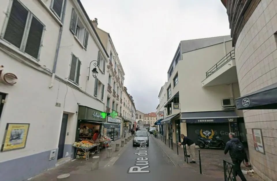 Rue Du Marché, Nanterre for sale Building Photo- Image 1 of 3